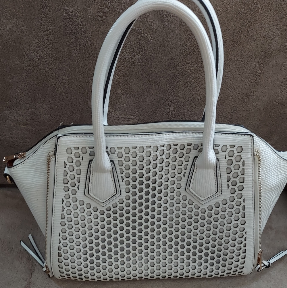 EUC Sondra Roberts Squared Handbag